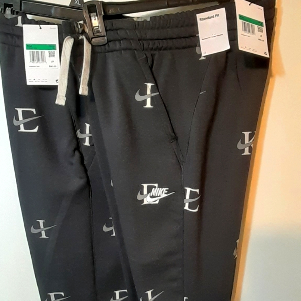 Nike Boys xl
